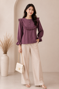 Women’s White Ruffle Lace Yoke Long Sleeve Blouse Top